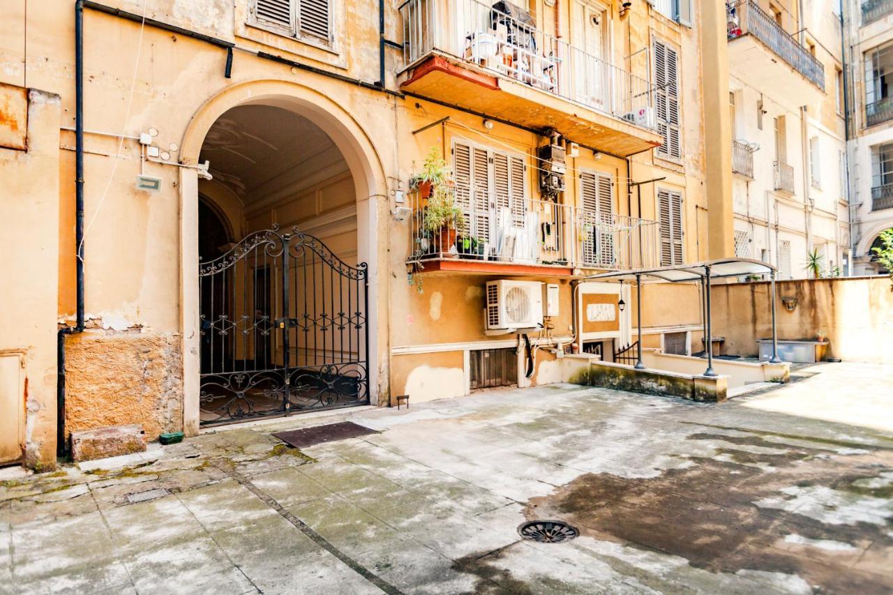 Stop Colosseo Рим Экстерьер фото
